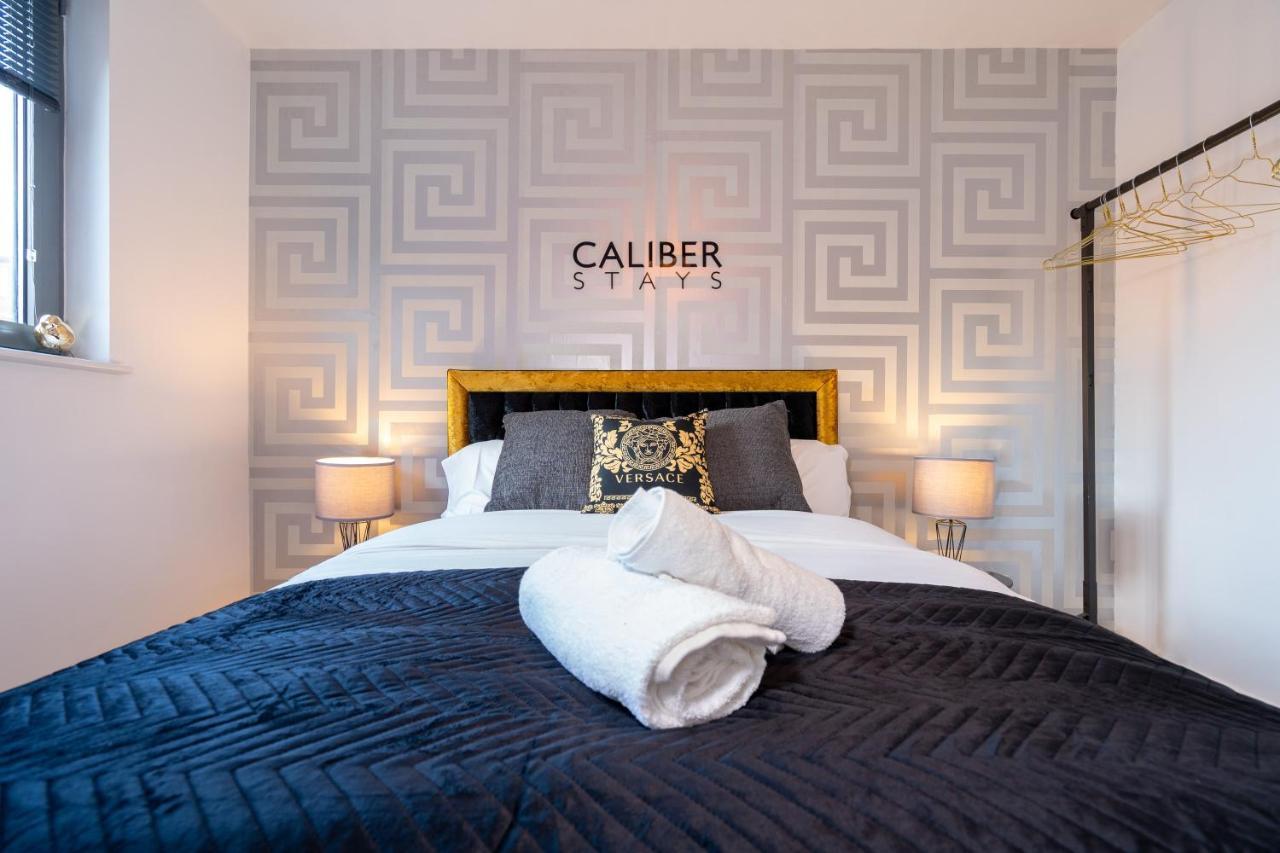 Caliber Stays Birmingham Bliss - Medusa Suite Apartments - Central 2-Bed Retreat - City Attractions, Sleeps 4, Free Netflix, Nearby Parking & Close Proximity - Bullring, Grand Central, The Cube - 5 Minutes Walk Exterior foto